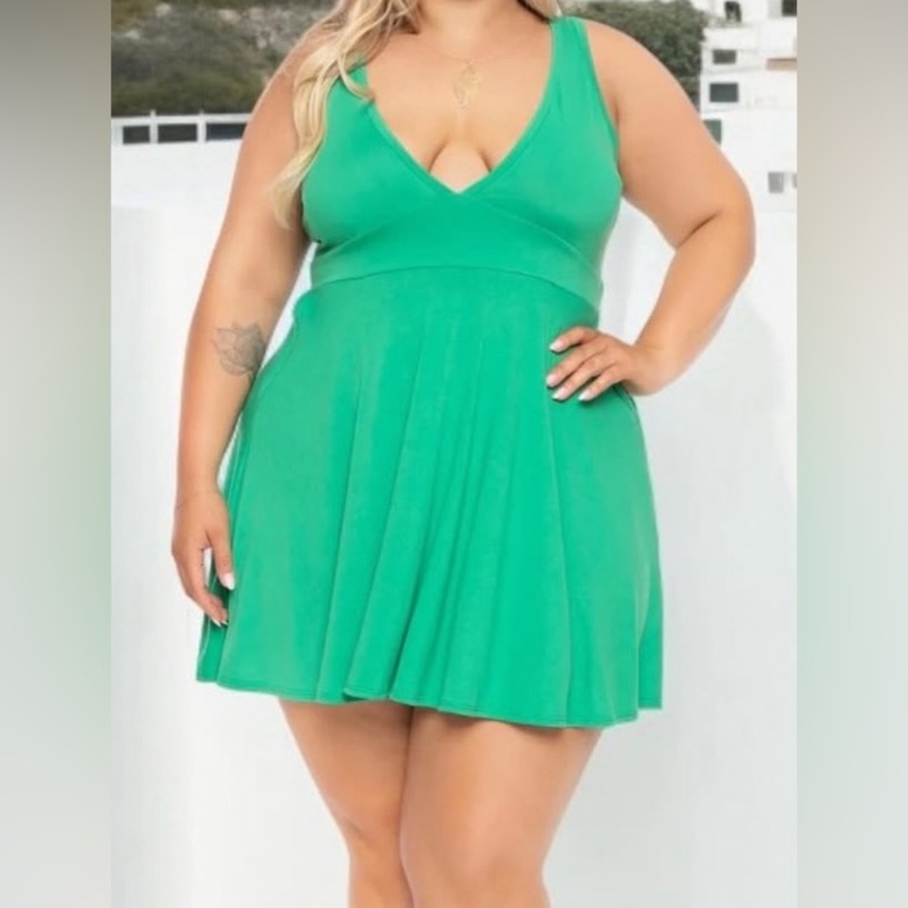 Curvy Sense 2X green dress NEW pockets